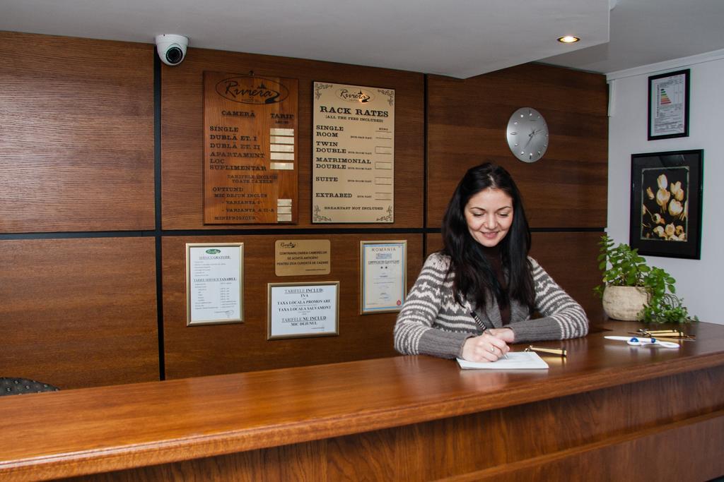 Hotel Riviera Sinaia Exterior photo